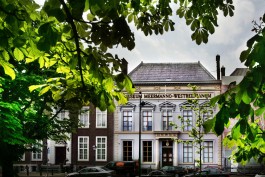 Voorgevel van het Huis van het Boek, Den Haag