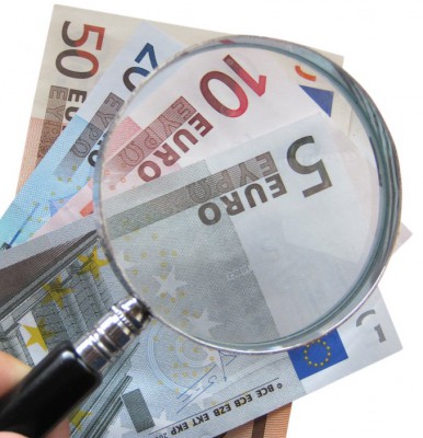 Eurobankbiljetten onder vergrootglas